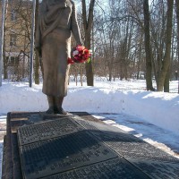 Фото из Кладбище «Воинское кладбище Мемориал «Скорбящая»»